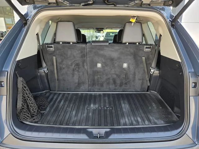 Used 2024 White Toyota XLE image 17