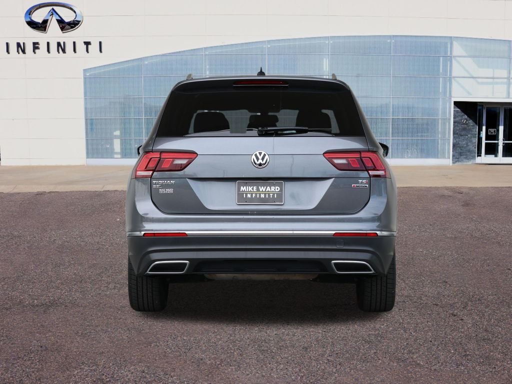 Used 2018 Gray Volkswagen 2.0T SEL image 52