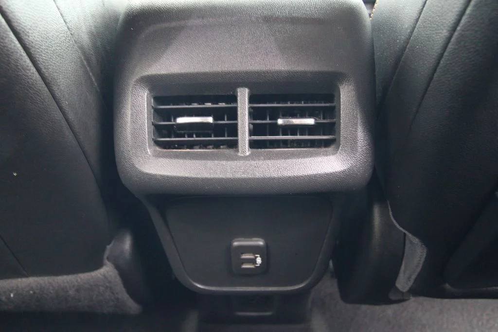 Used 2020 Gray GMC SLT image 34
