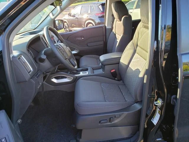 2026 Nissan Frontier SV - Photo 10