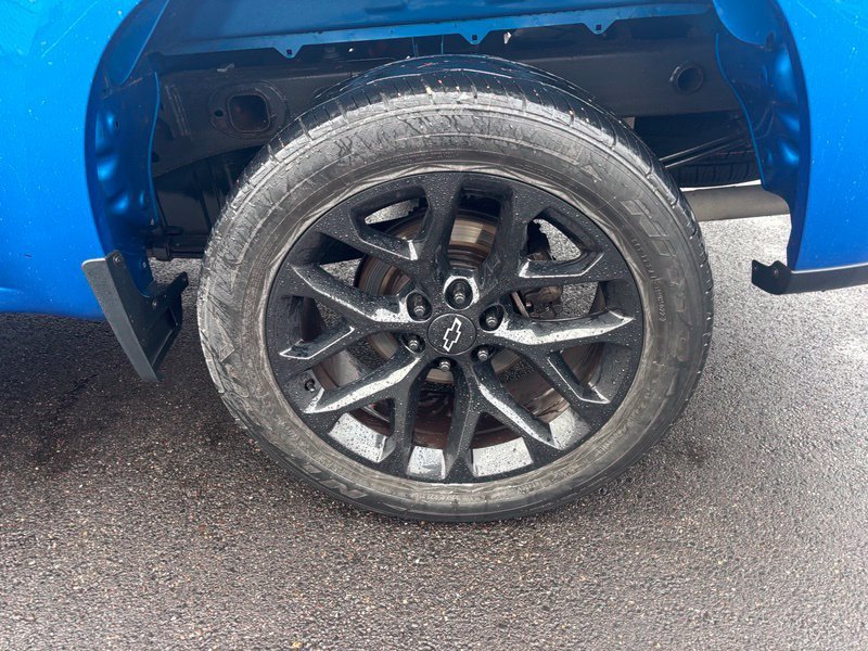 Used 2022 Blue Chevrolet RST image 17