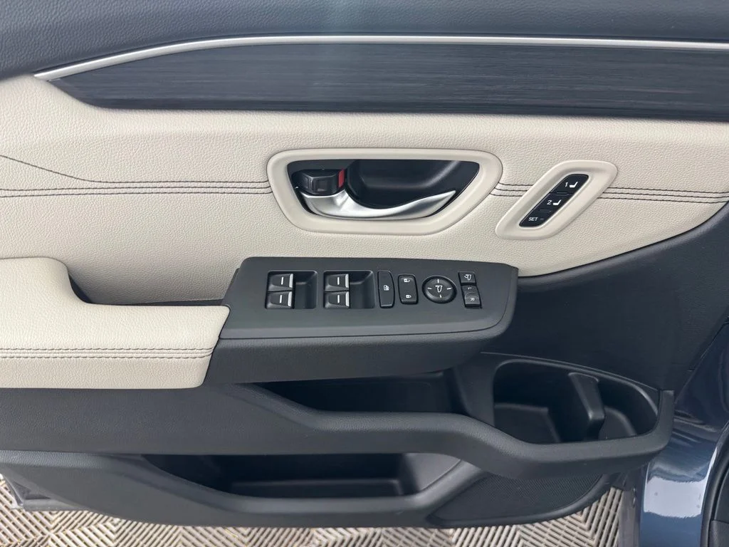 Used 2026 Gray Honda Touring image 20