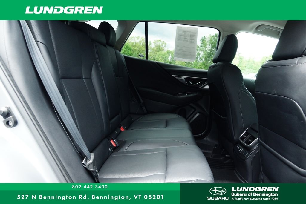 Used 2022 Silver Subaru Limited image 28