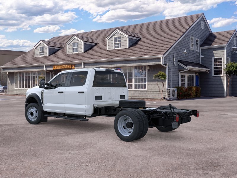 New 2026 Oxford White Ford F-550® XL image 4