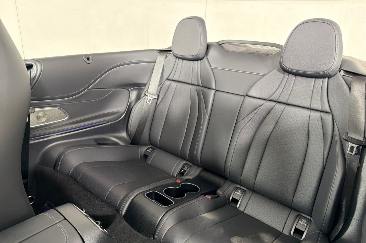 Used 2026 GRAPHITE GREY METALL Mercedes-Benz CLE 300 image 12