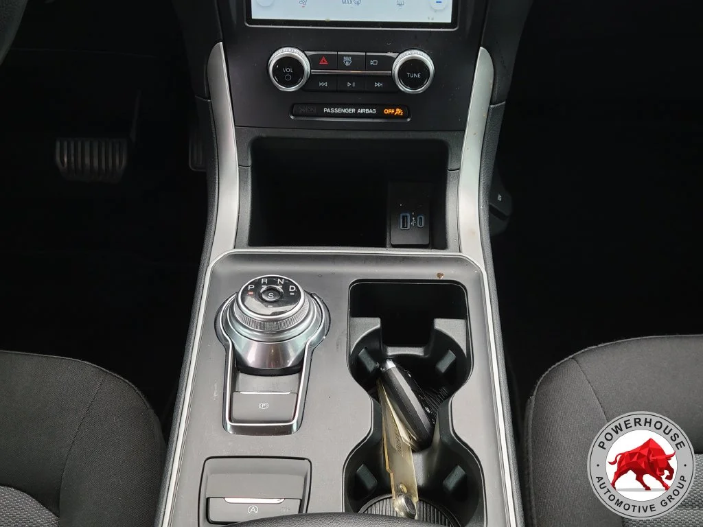 Used 2024 Black Ford SE image 22