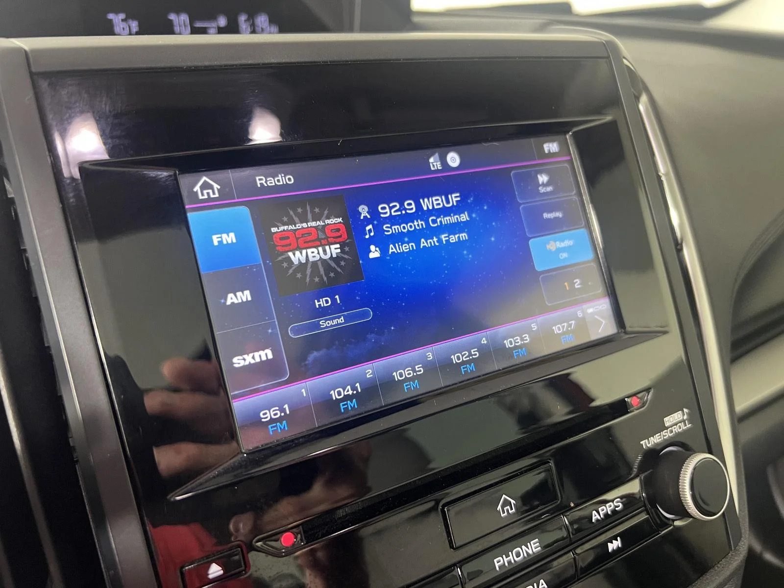 Used 2022 Crimson Red Pearl Subaru Premium image 36