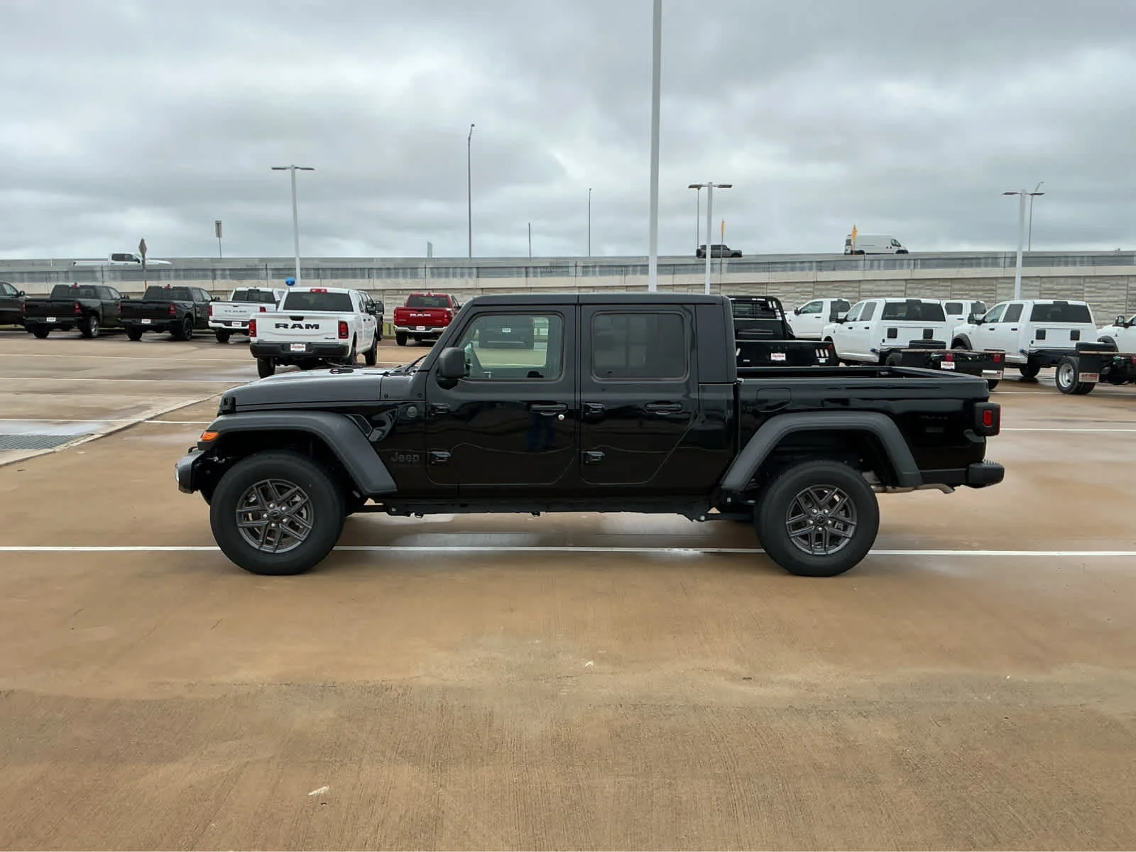 2025 Jeep Gladiator Sport S - Photo 12