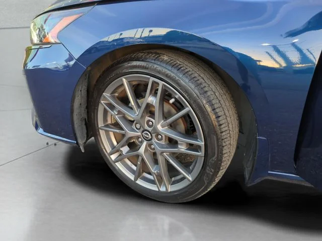 Used 2023 Blue Nissan 2.0 SR image 32