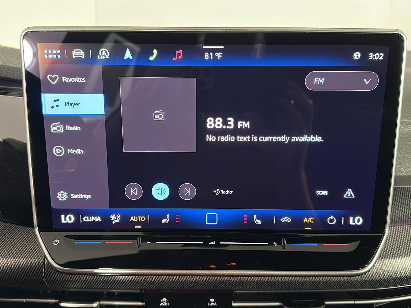 Certified Used 2026 Graphite Gray Volkswagen 4Motion image 29
