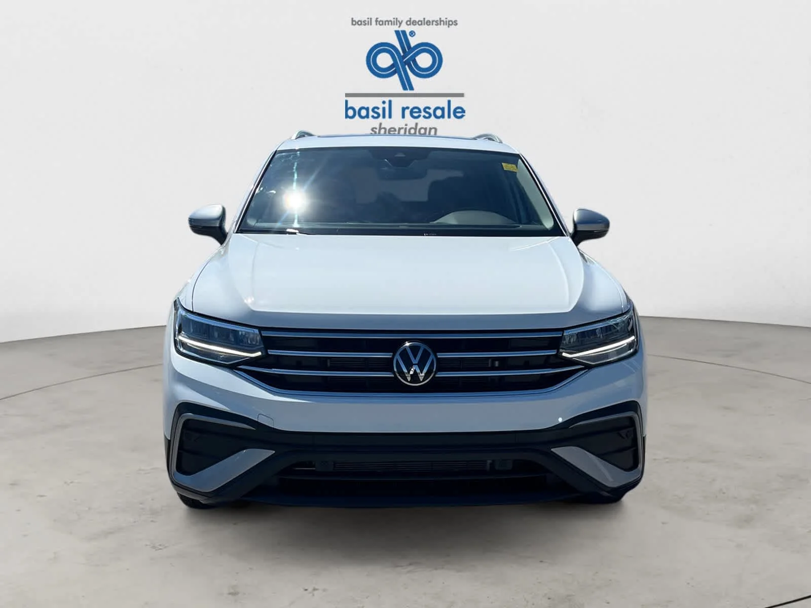 Used 2024 Pure White Volkswagen Wolfsburg Edition image 9