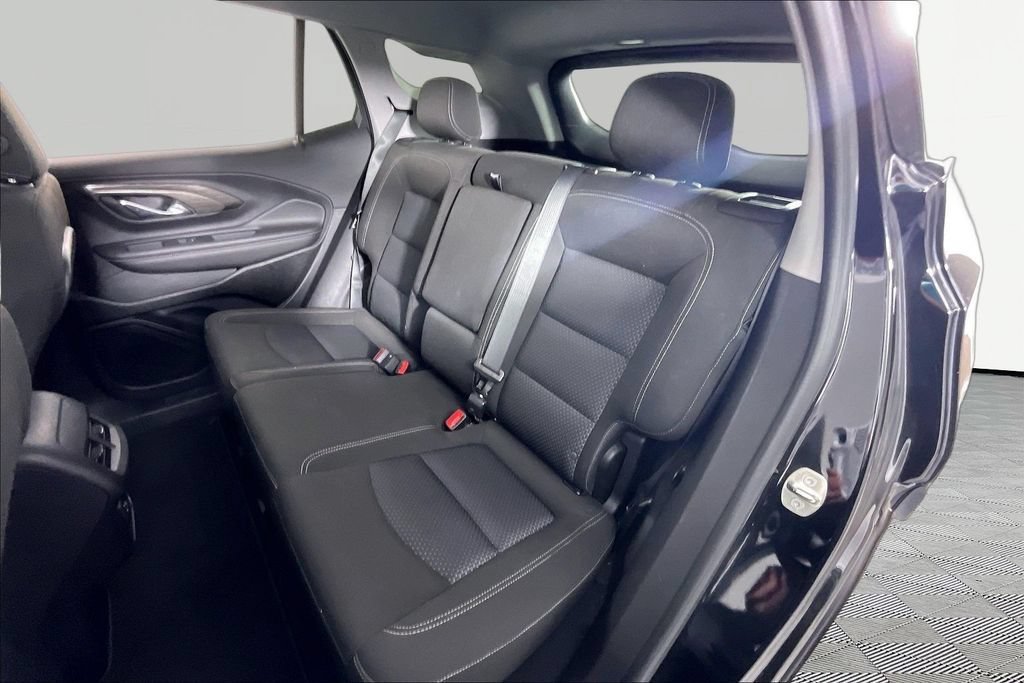 2024 GMC Terrain SLE - Photo 17