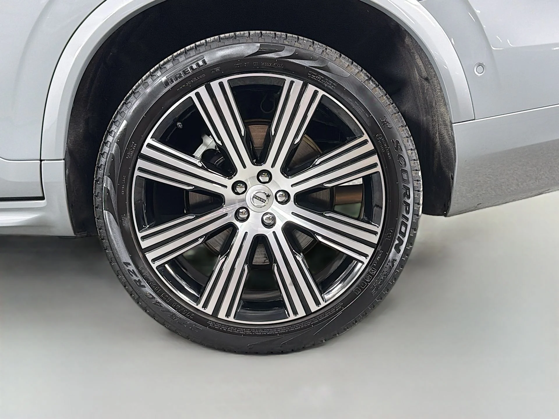 Used 2024 Gray Volvo T8 Plus Bright Theme 7 Passenger image 32