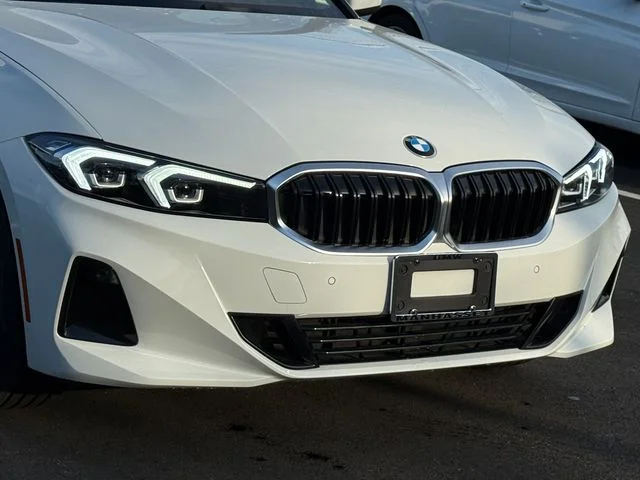 Used 2025 Alpine White BMW 330i xDrive image 8