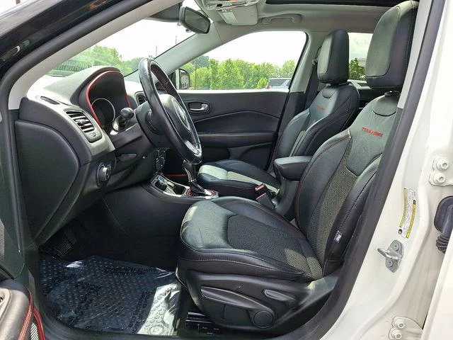 Used 2020 White Jeep Trailhawk image 13