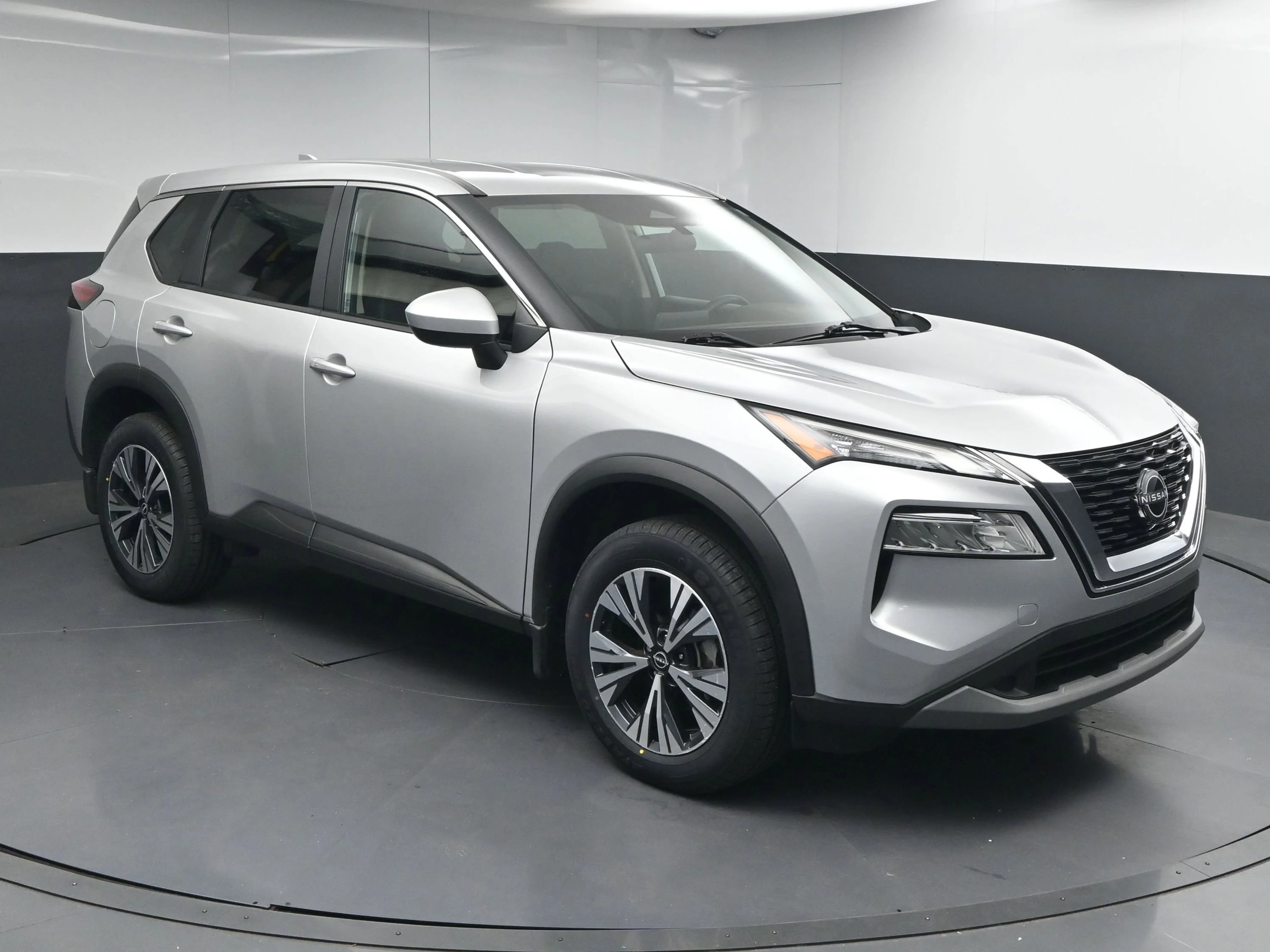 2023 Nissan Rogue SV AWD's photo