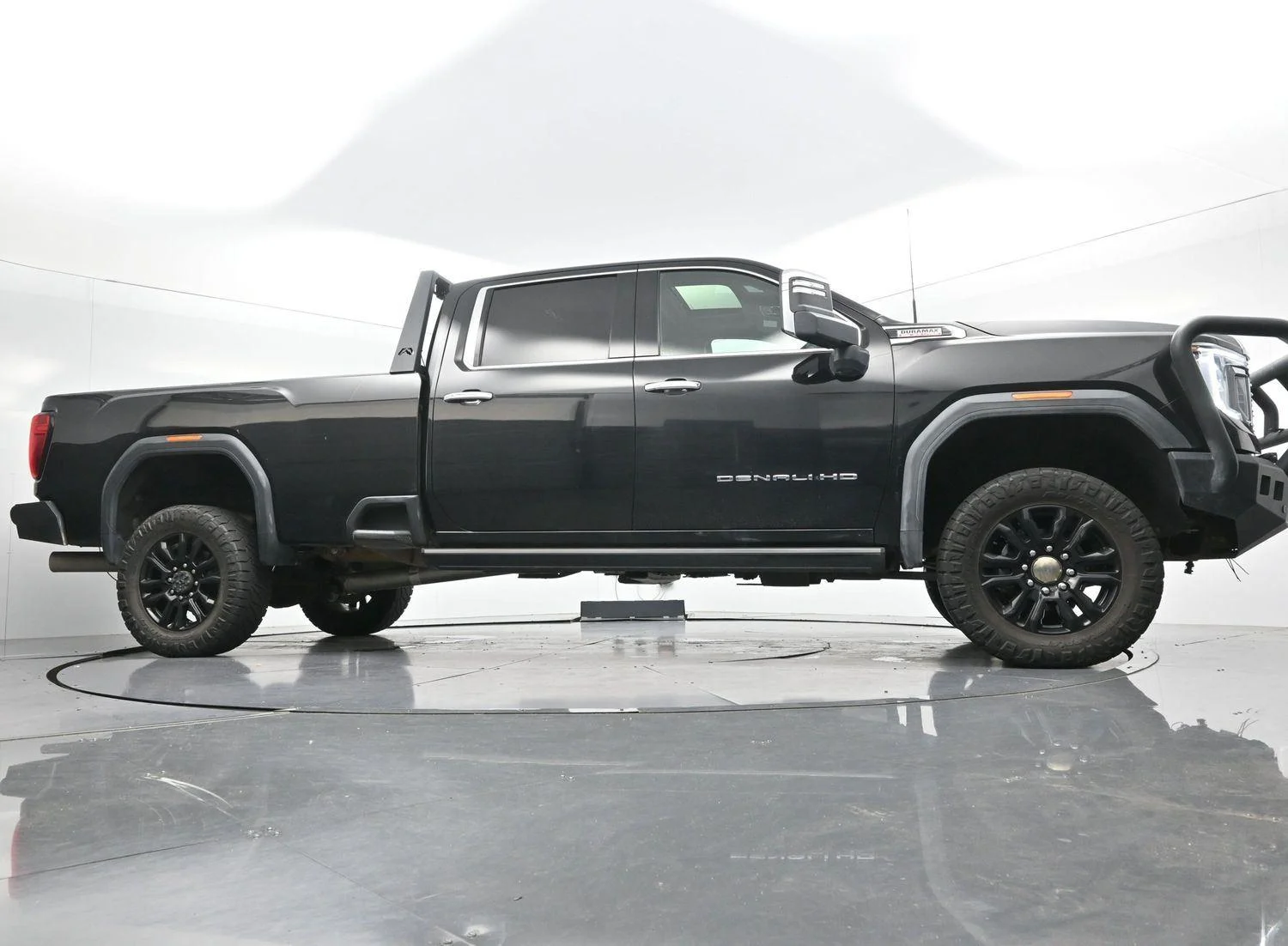 Used 2021 Ebony Twilight Metallic GMC Denali image 41
