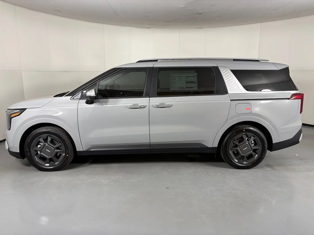 New 2026 Ceramic Silver Kia EX image 5