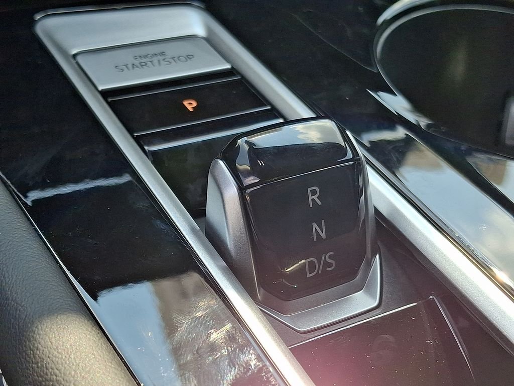 New 2026 Black Volkswagen SE w/Technology image 9