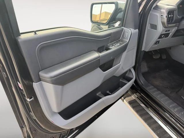 Certified Used 2025 Agate Black Metallic Ford XLT image 10