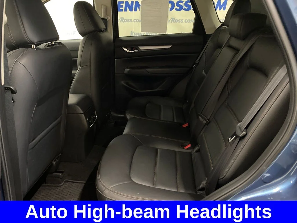 Used 2021 Blue Mazda Touring image 13