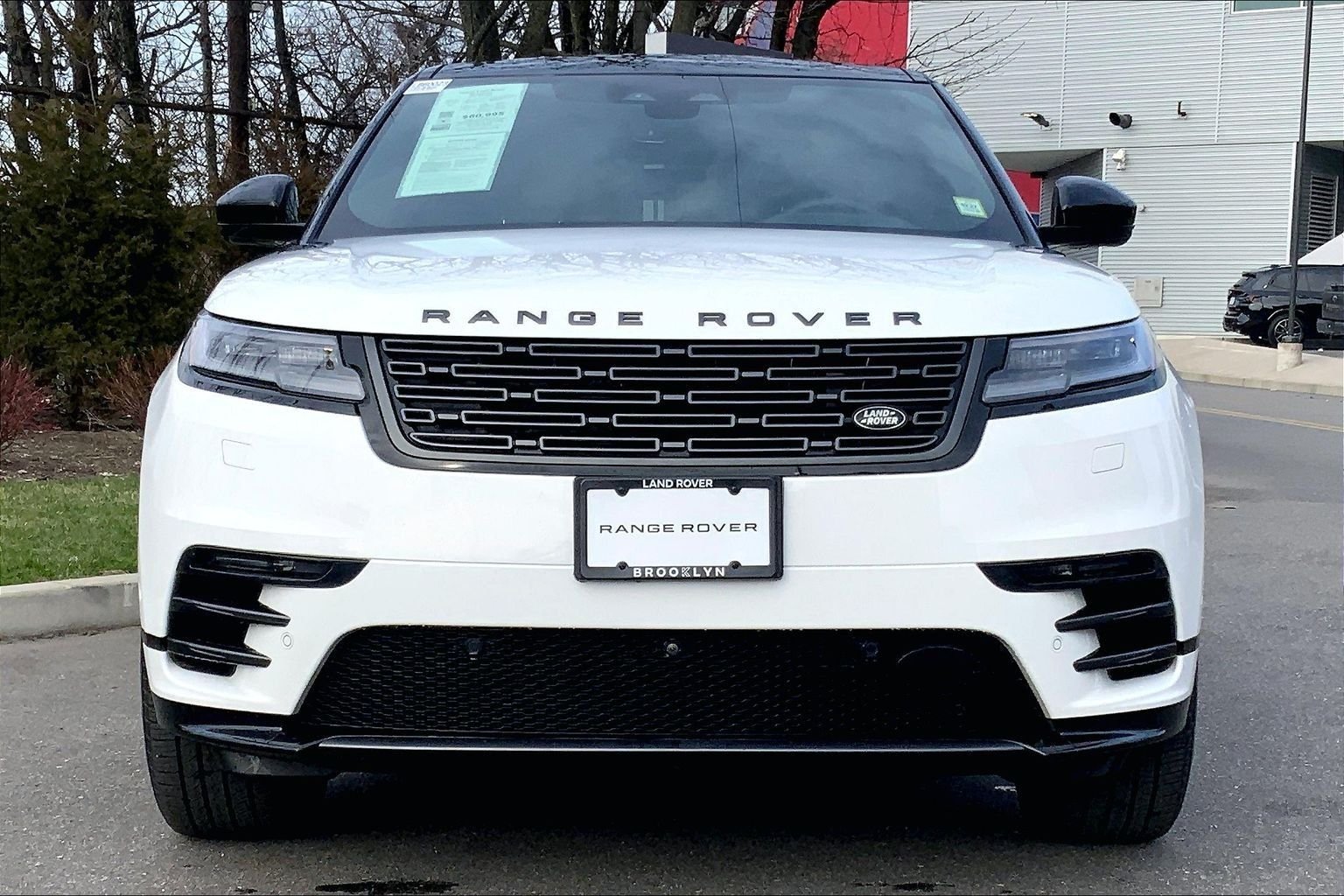 Certified Used 2026 Fuji White Land Rover Dynamic SE image 3