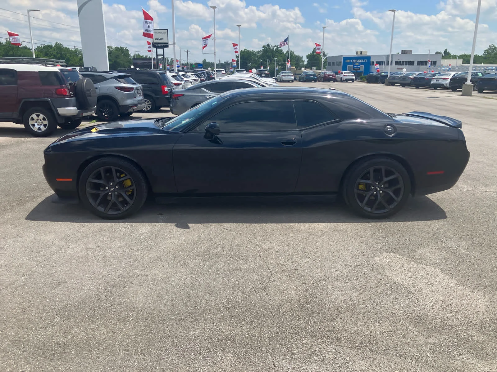 Used 2019 Pitch Black Clearcoat Dodge R/T image 4