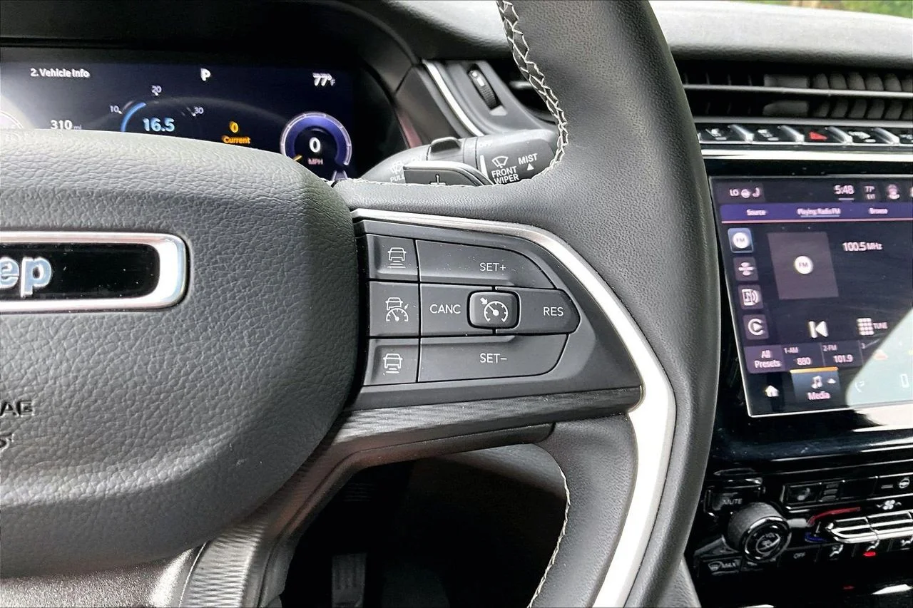 Used 2023 White Jeep Altitude X image 28