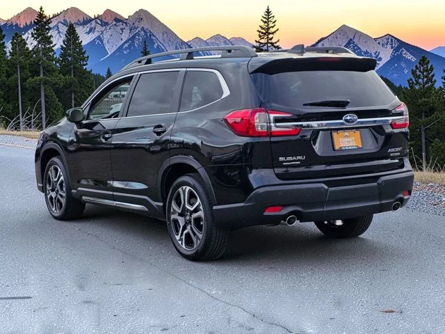 New 2026 CRYSTAL BLACK SILICA Subaru Limited 7-Passenger image 5