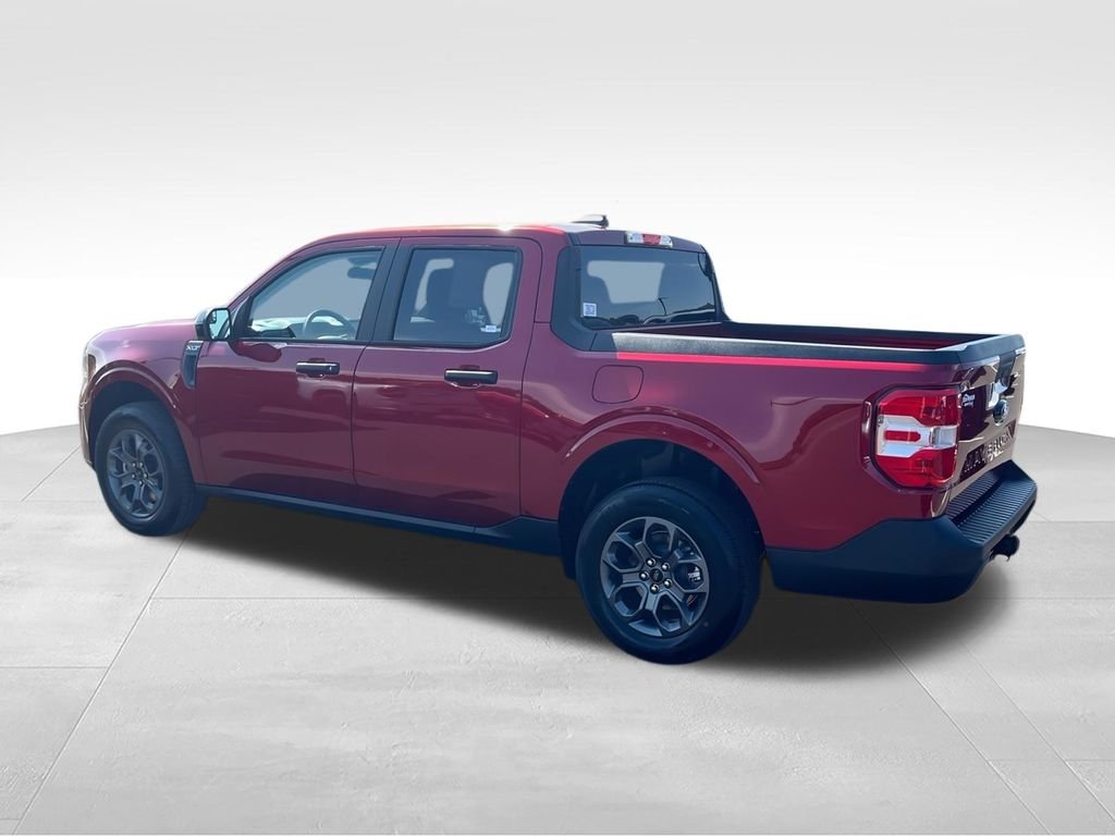 New 2026 Ruby Red Metallic Tinted Clearcoat Ford XLT image 6