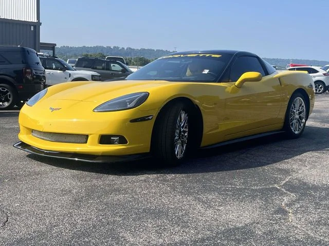 Used 2008 Yellow Chevrolet Base image 8