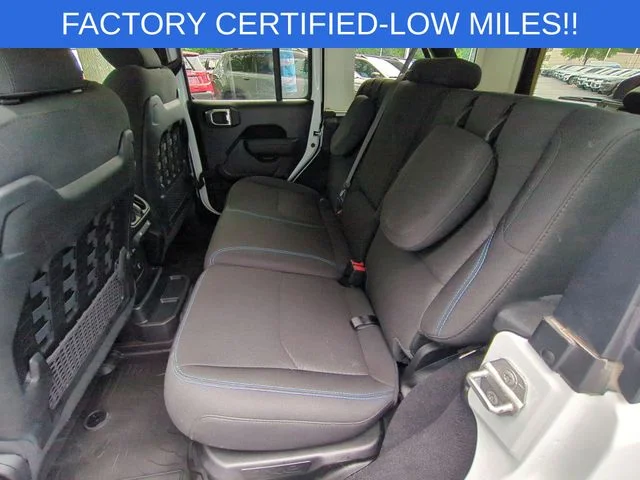Used 2023 White Jeep Rubicon 4xe image 28