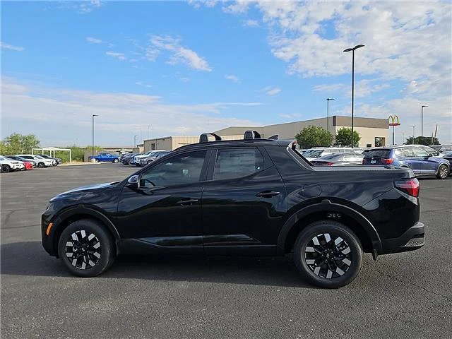 New 2027 Phantom Black Hyundai SEL Activity image 2