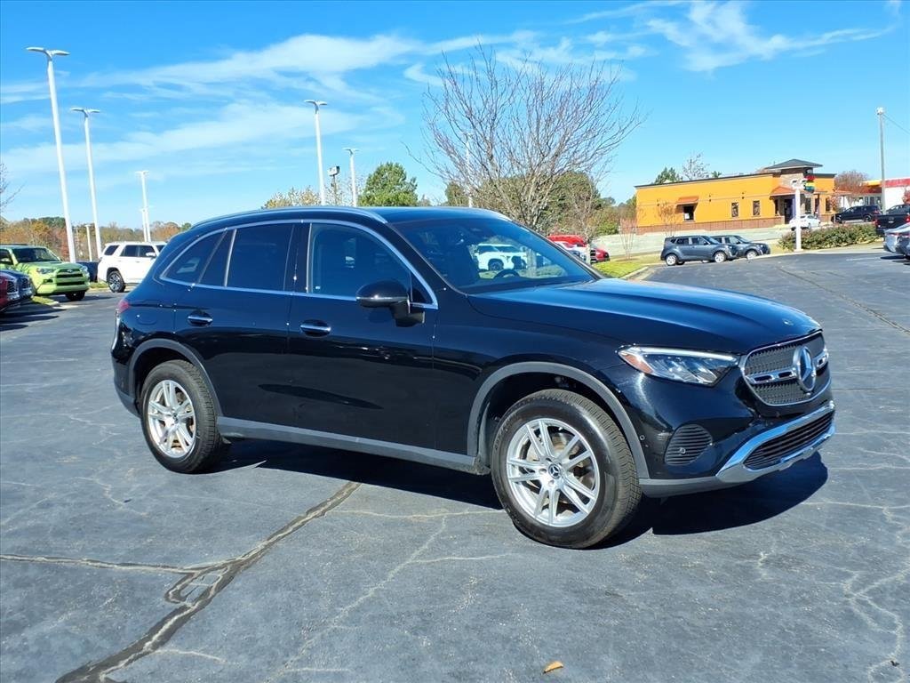 Used 2023 Black Mercedes-Benz GLC 300 image 9