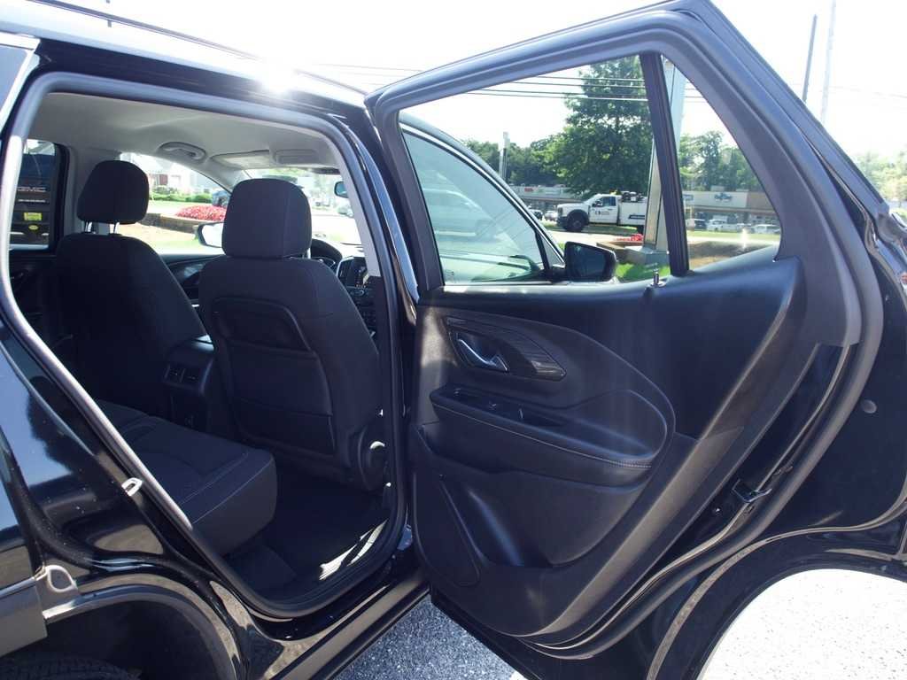 2023 GMC Terrain SLE - Photo 26