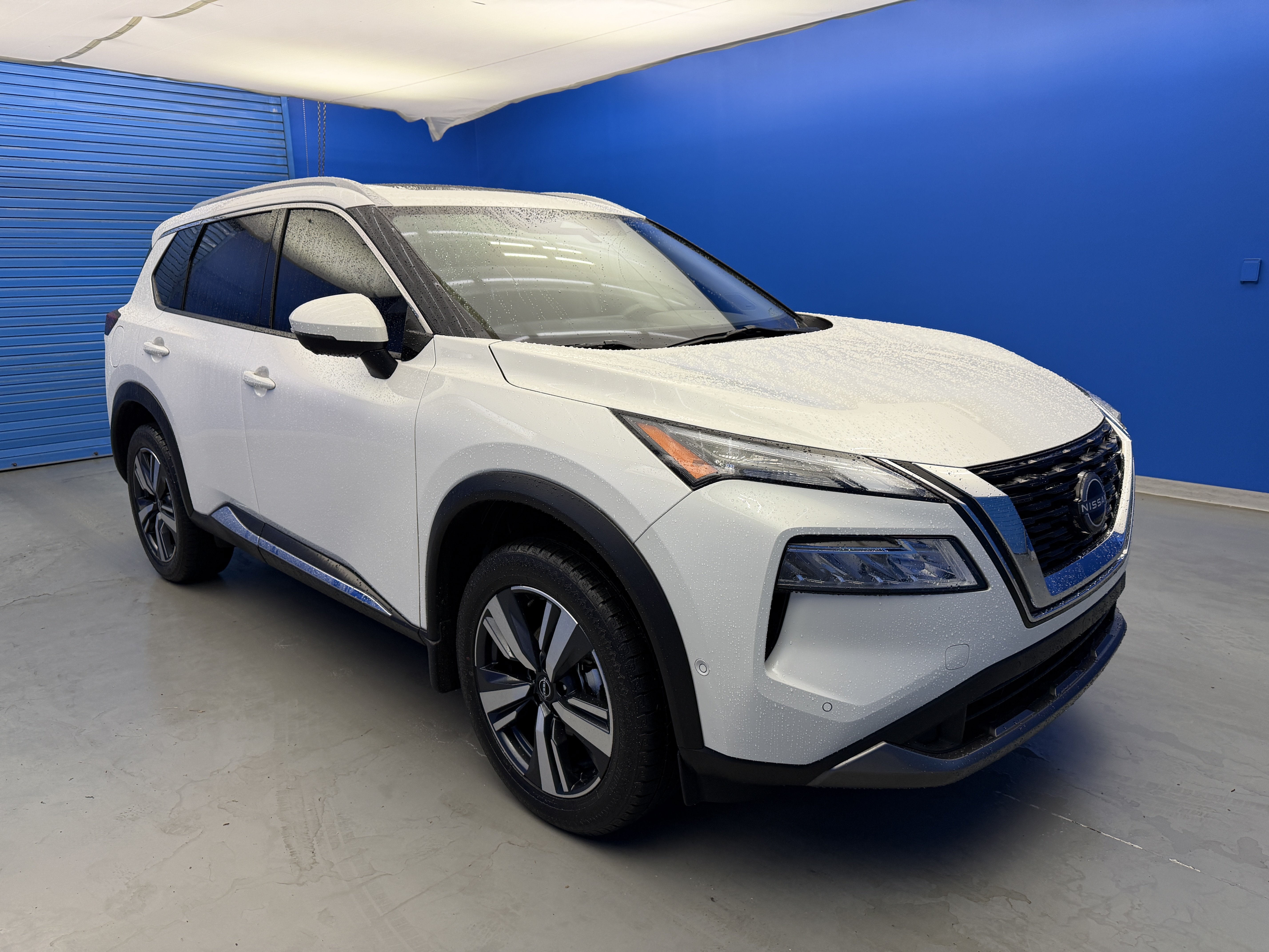 Used 2023 White Nissan SL Intelligent AWD image 2