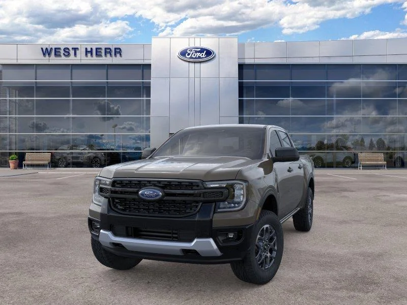 New 2026 Marsh Gray Ford XLT image 3