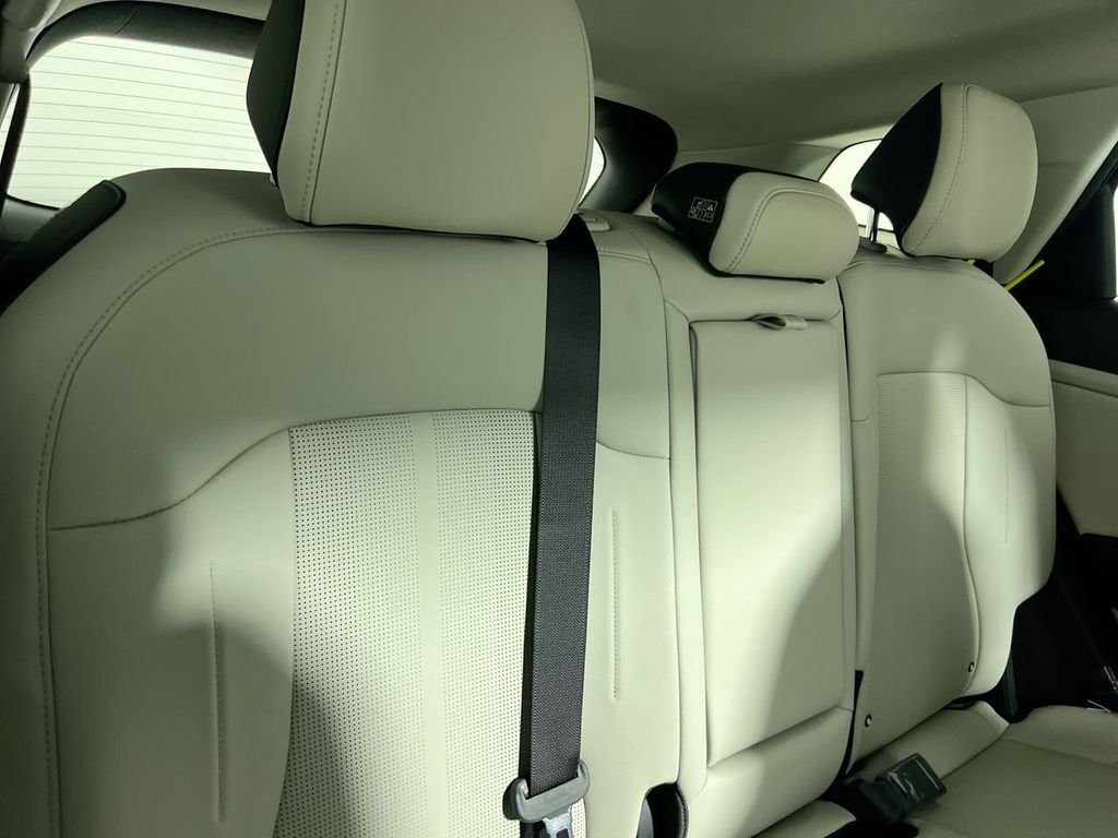 New 2026 Fusion Black Kia EX image 31