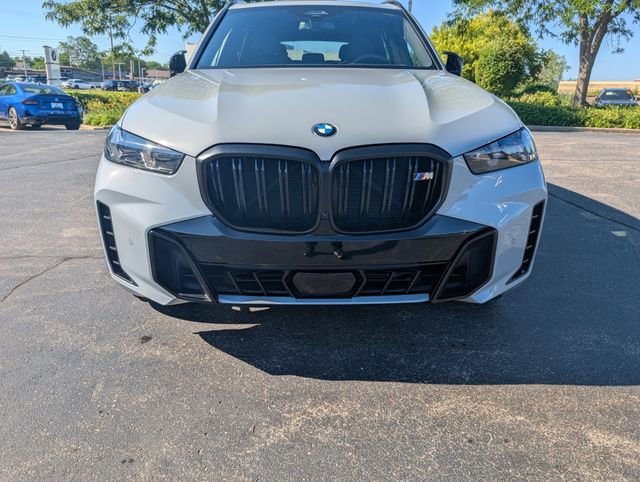 2025 BMW X5 M60i - Photo 10