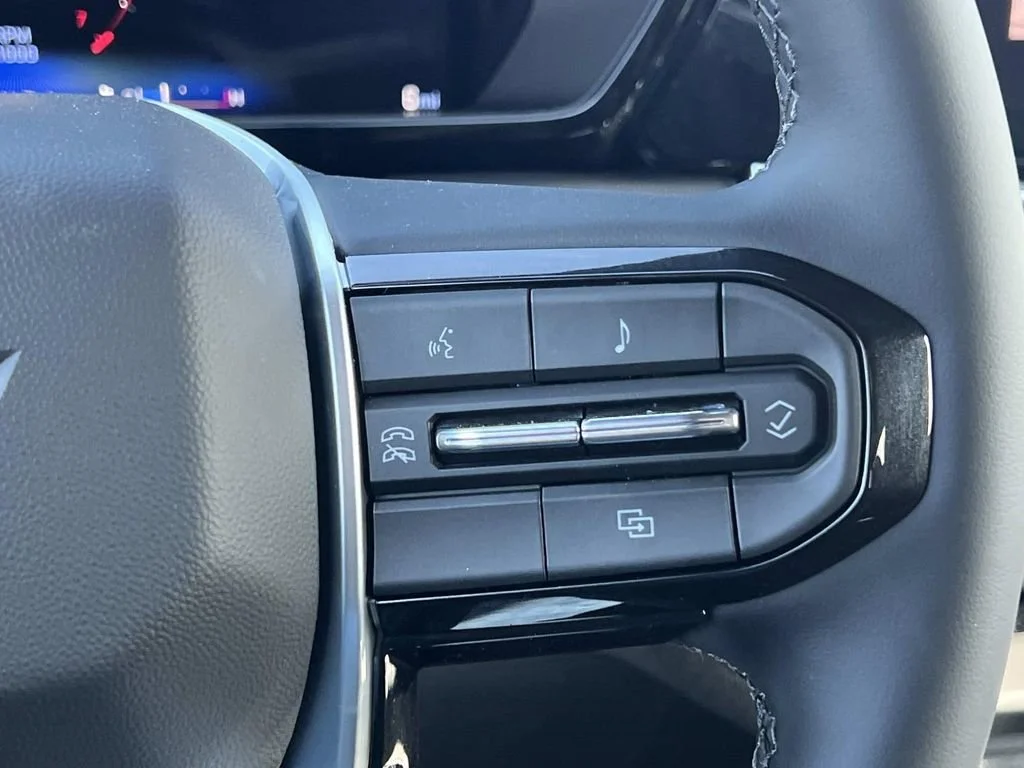2026 Chevrolet Colorado LT - Photo 20