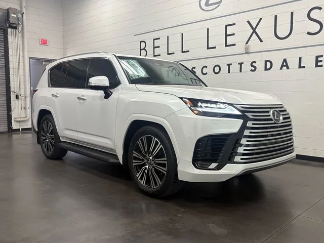 New 2026 White Lexus 700h Luxury image 2