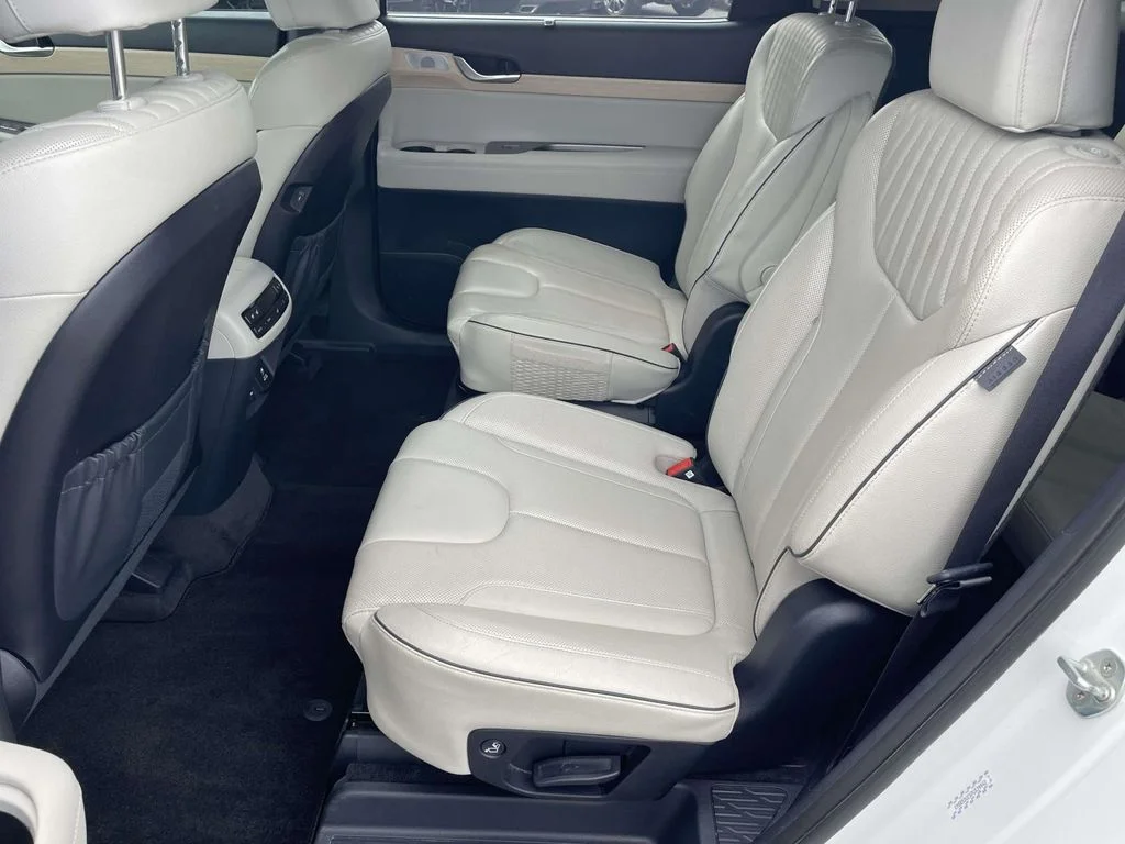 Used 2023 Hyper White Hyundai Limited image 10