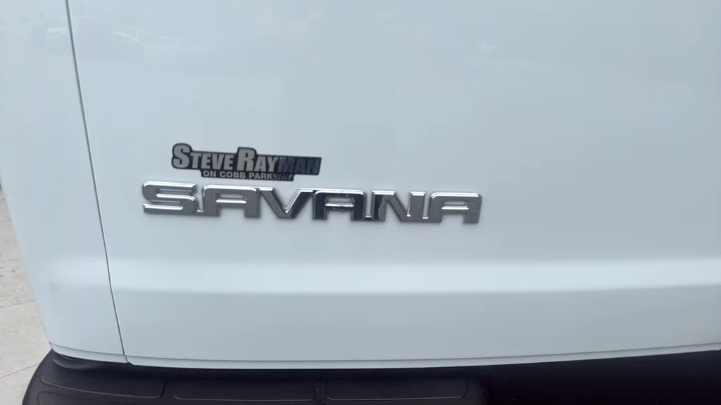 Used 2025 White GMC Work Van image 29