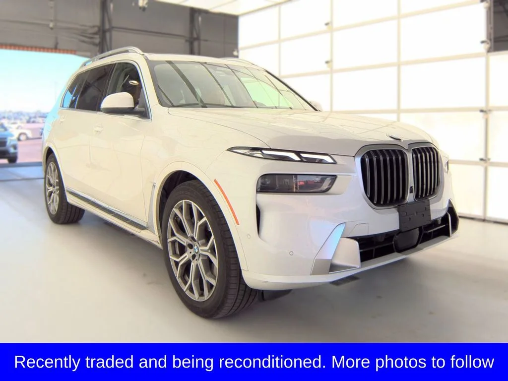 Used 2026 White BMW xDrive40i image 1