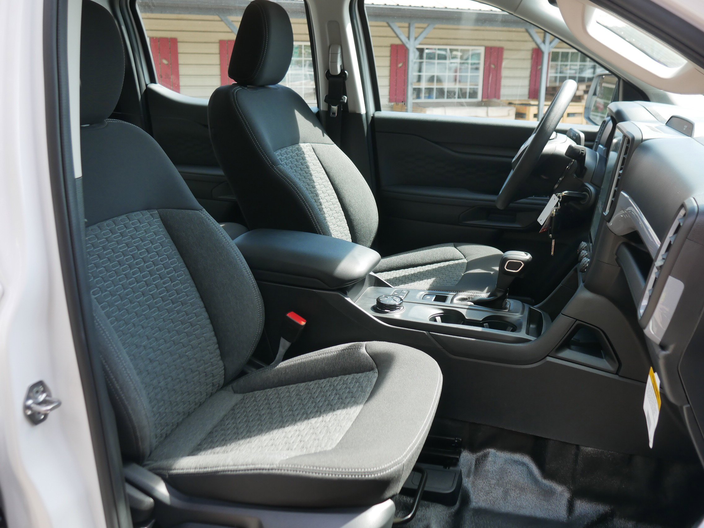 2025 Ford Ranger XL - Photo 25