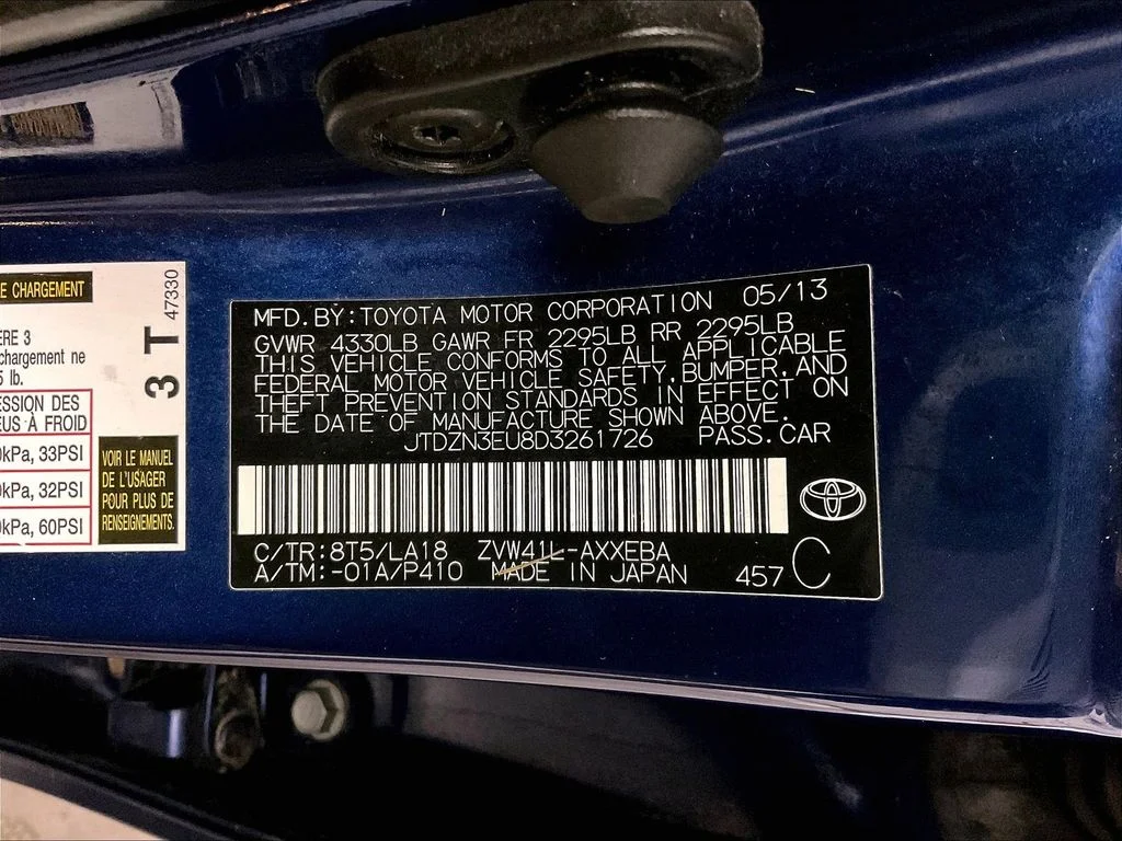 Used 2013 Blue Toyota Five image 39