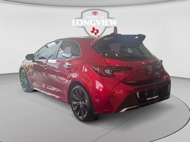 New 2026 Finish Line Red <sup>1</sup> Toyota  XSE image 3