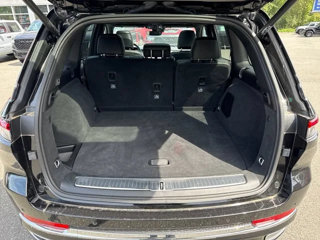 2025 Jeep Grand Cherokee Overland - Photo 12