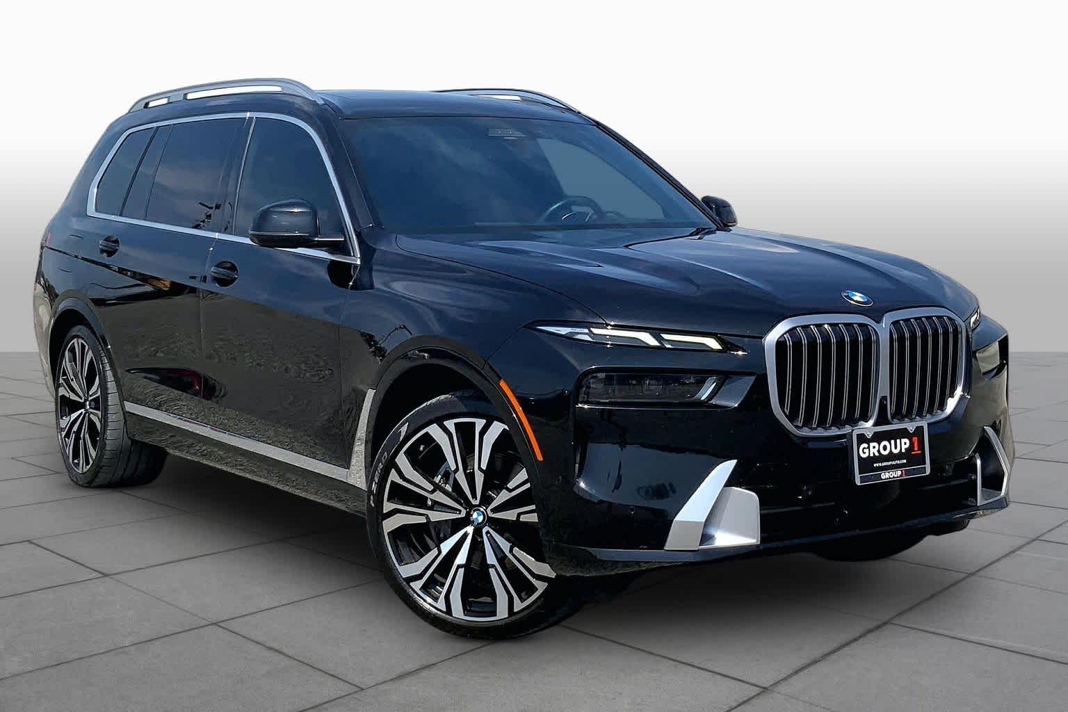 Used 2023 Black Sapphire Metallic BMW xDrive40i image 3