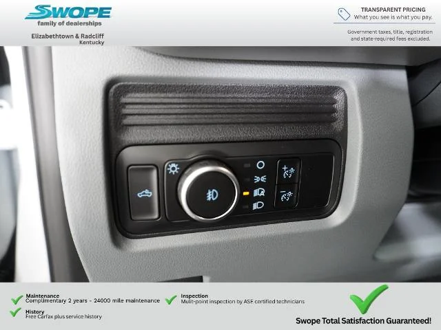 New 2027 Oxford White Ford F-350® XL image 39